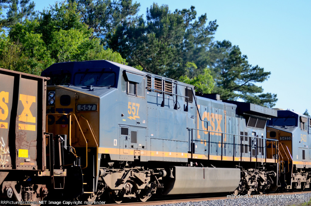 CSX 557